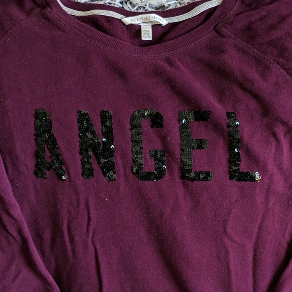 Clothes - Picture 2 of 3